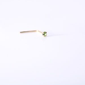 9kt Gold Beautiful crystal green Citrine nose Piercing 22g tiny 9k mark New